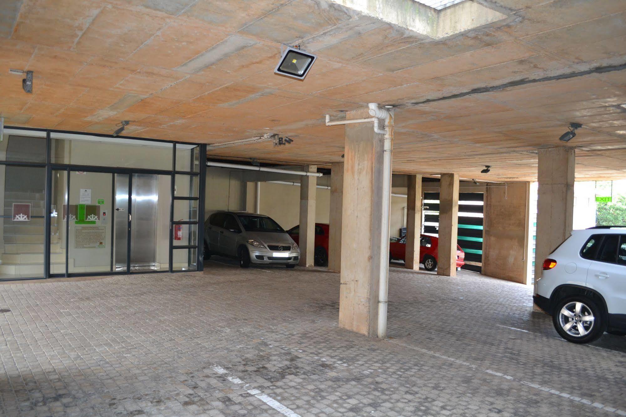 Mesami Hotel Durban Exterior foto